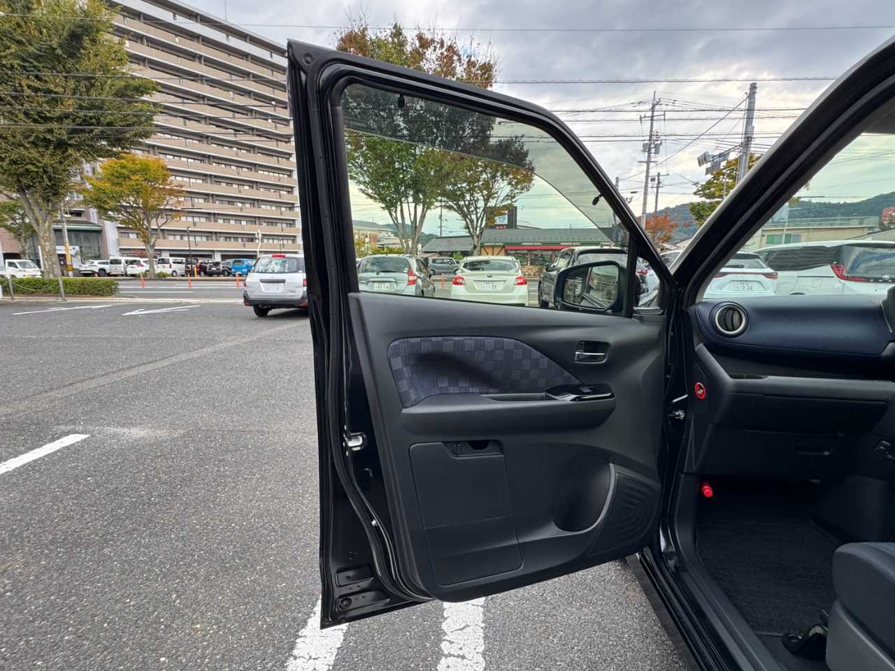日産 デイズ