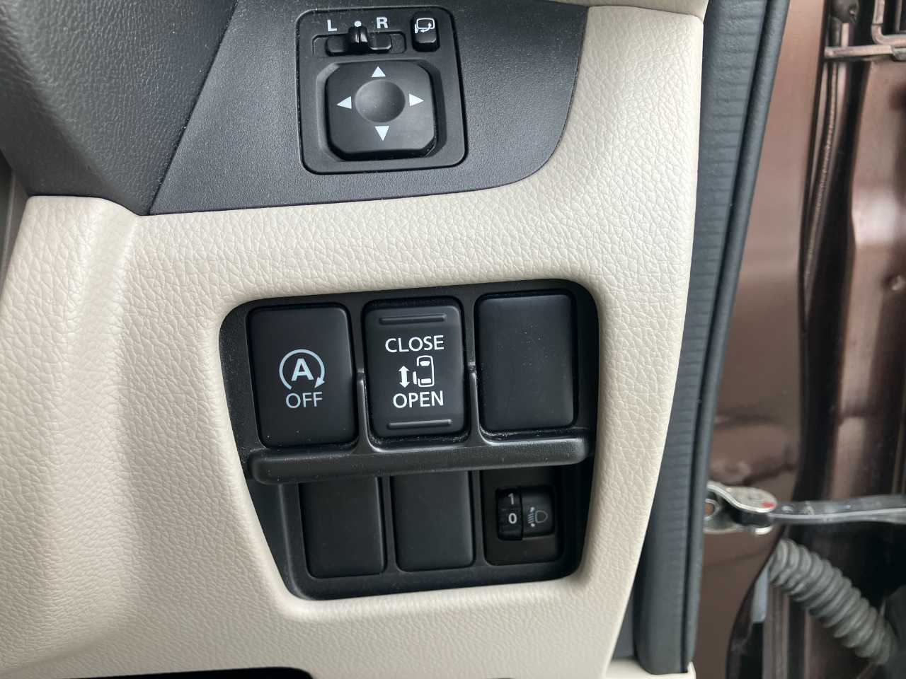 日産 デイズ　ルークス