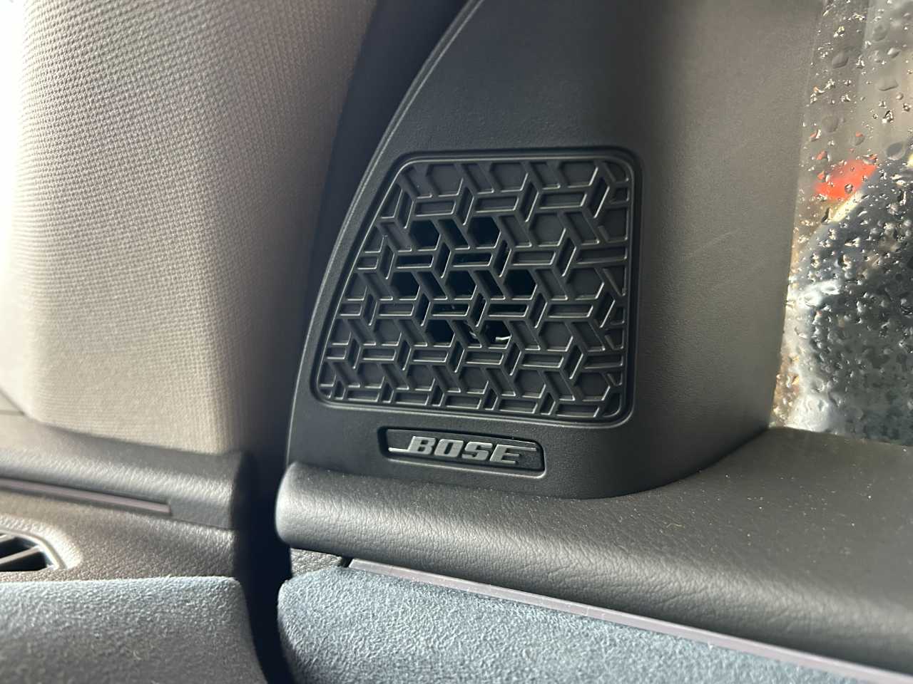 日産 アリア
