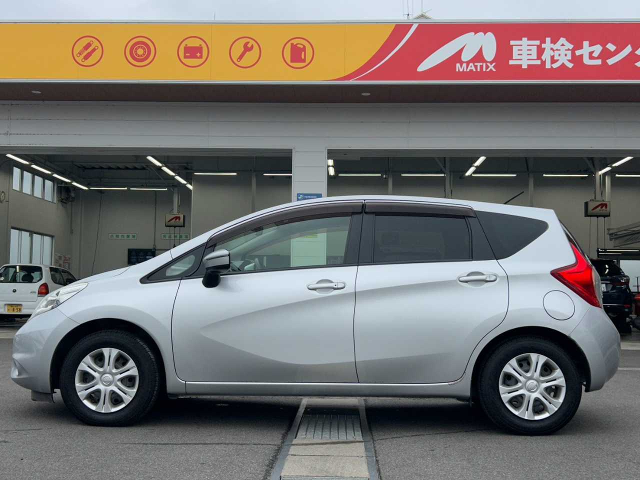 日産 ノート　ＨＢ