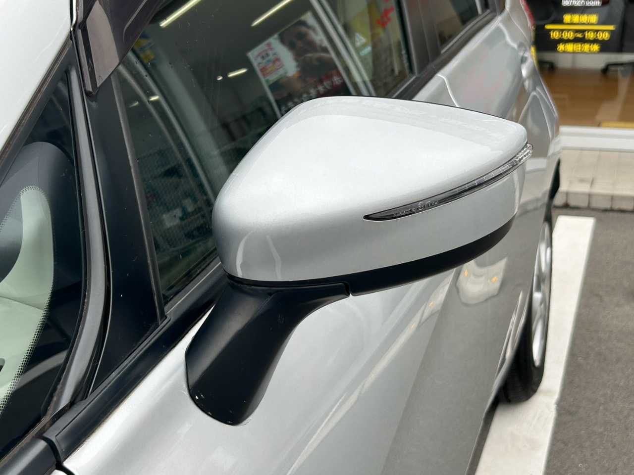 日産 ノート　ＨＢ