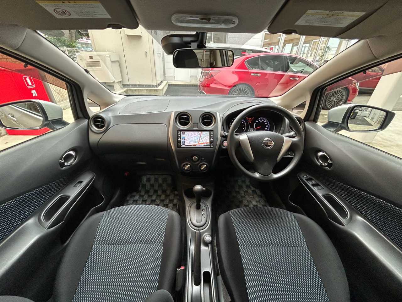 日産 ノート　ＨＢ