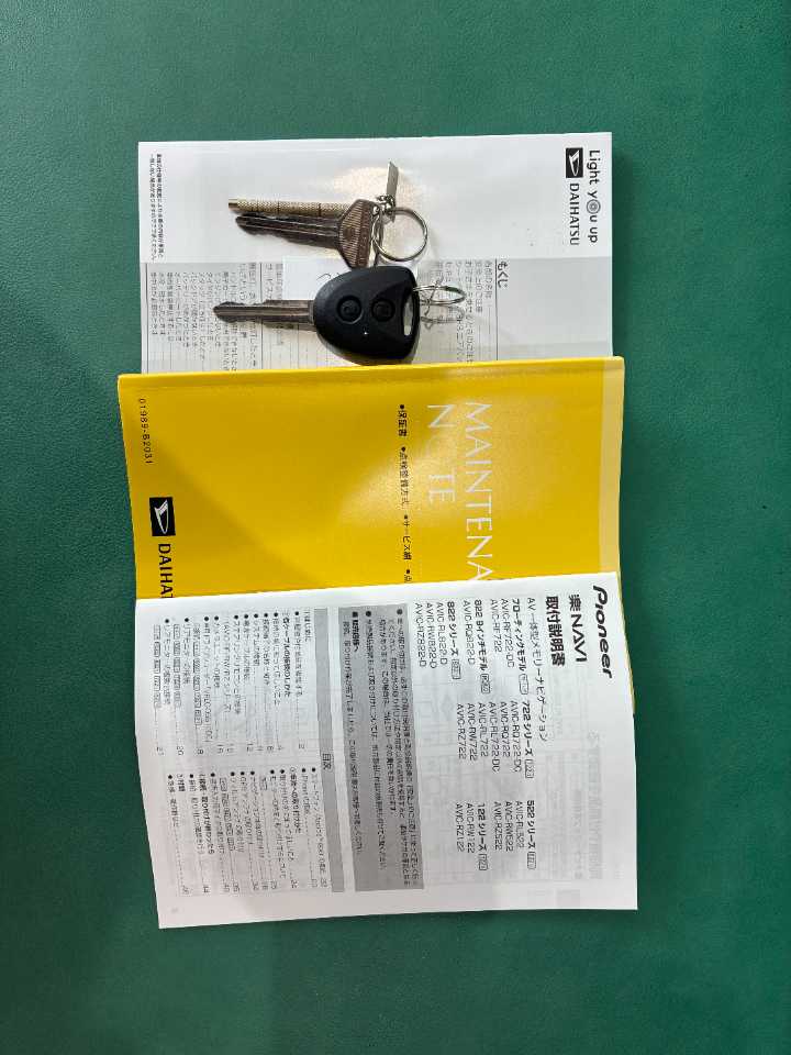 ダイハツ ミラ　イース