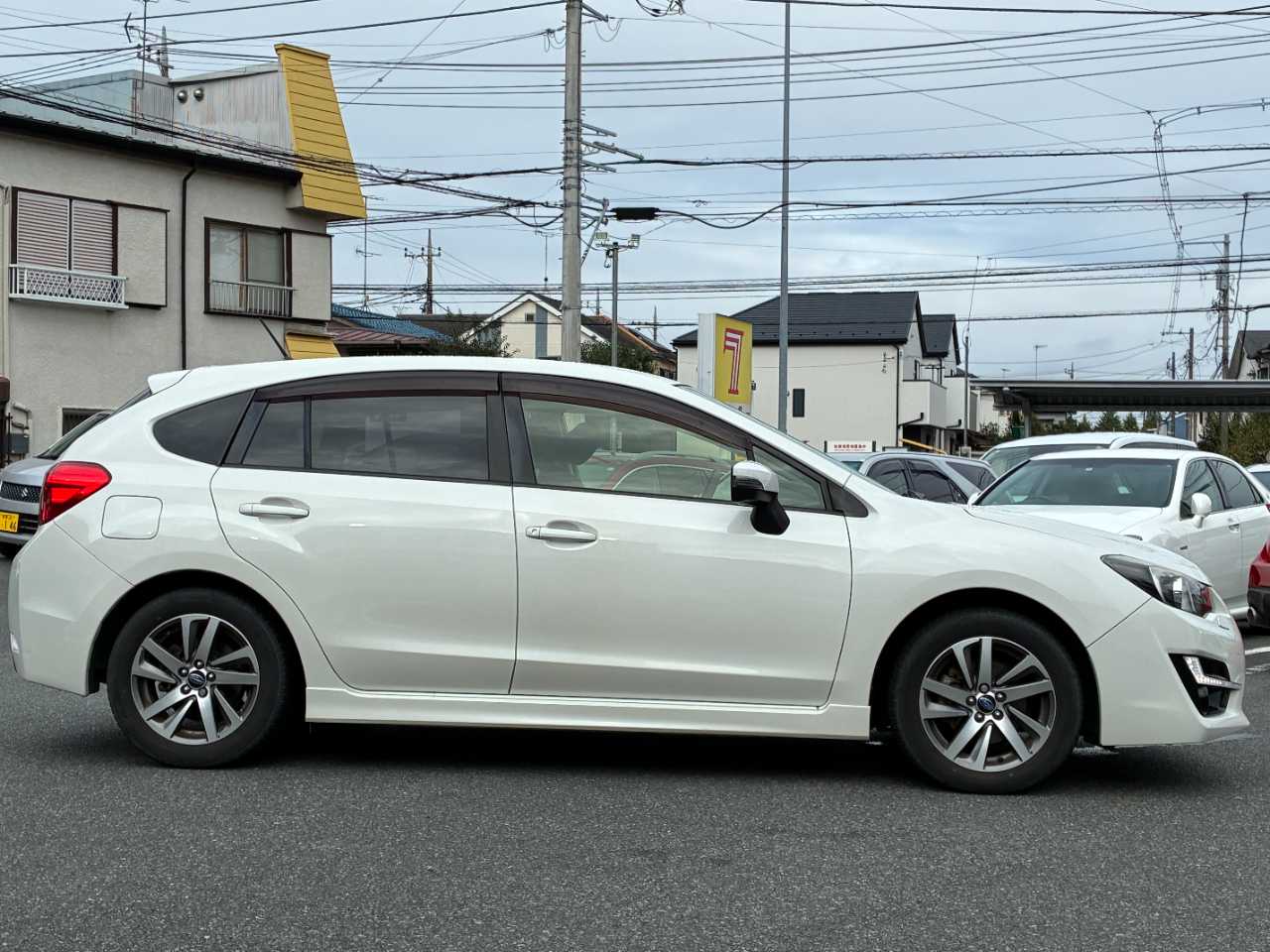 スバル インプレッサスポーツ