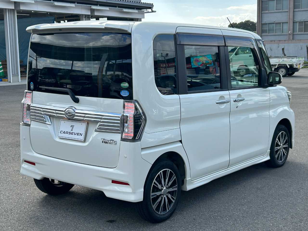 ダイハツ タント