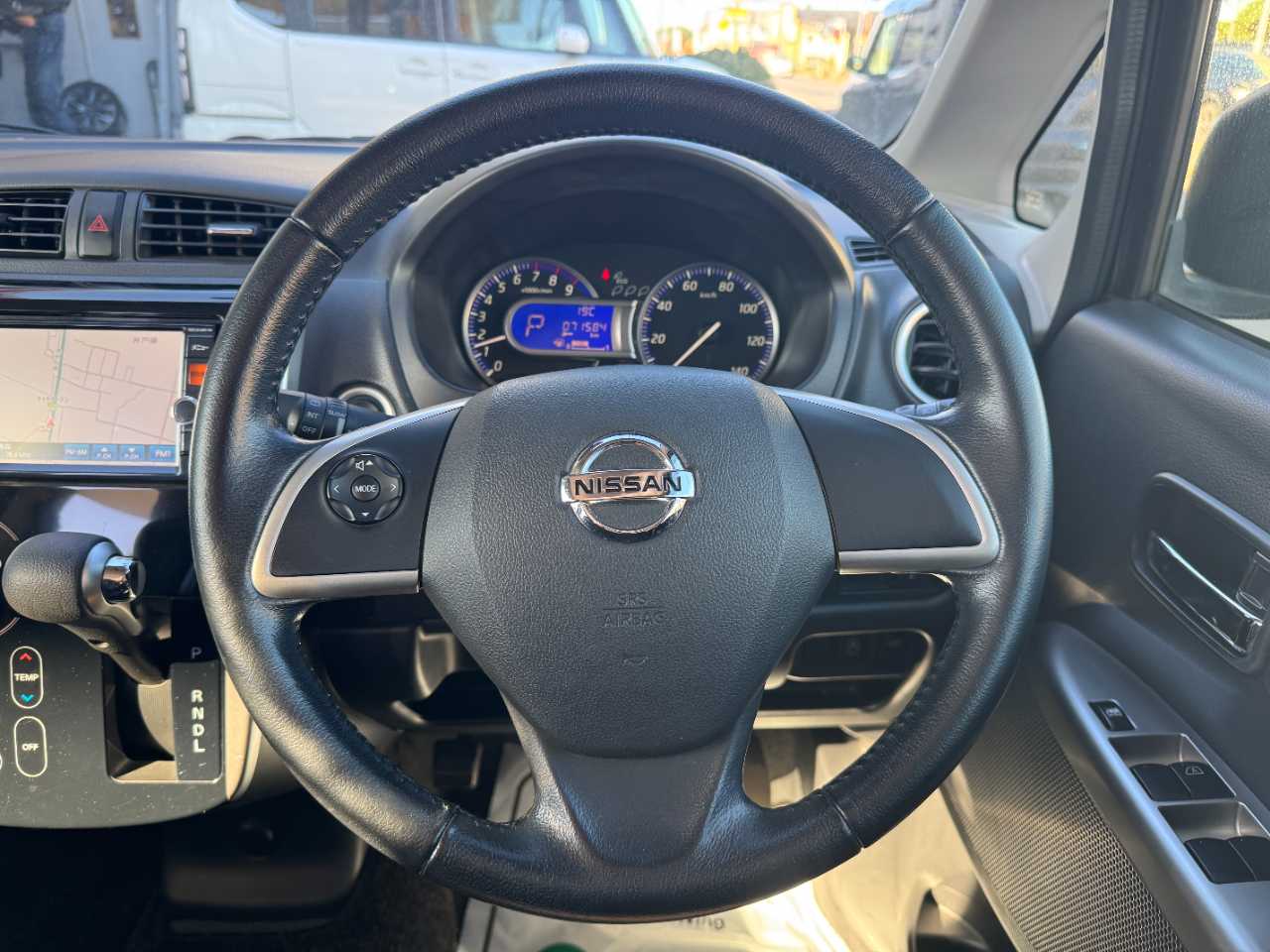 日産 デイズ