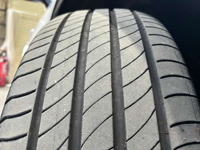 トヨタ クラウン　スポーツ　ハイブリッド