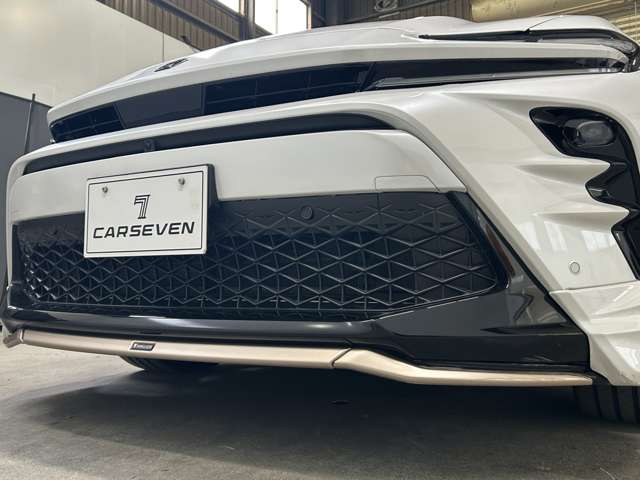 トヨタ クラウン　スポーツ　ハイブリッド
