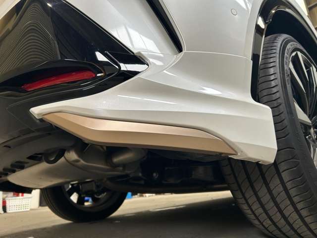 トヨタ クラウン　スポーツ　ハイブリッド