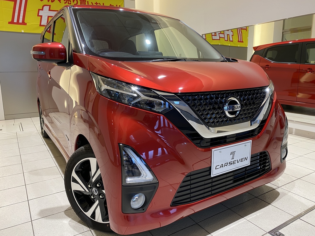 高速道路で軽自動車を運転しても大丈夫 注意点や料金についても解説