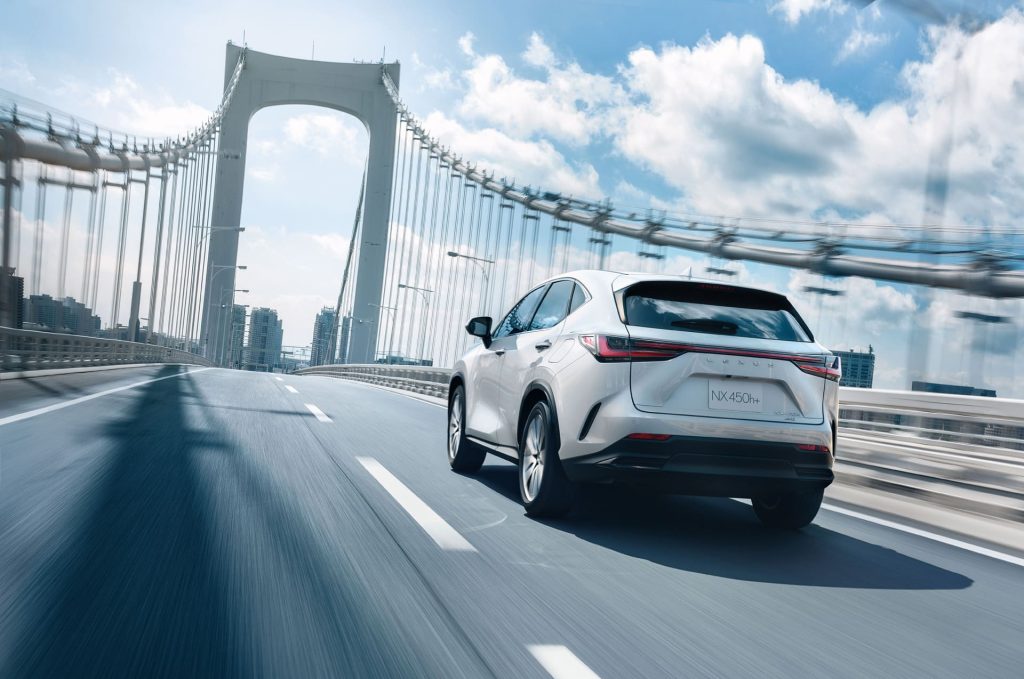 phev 航続距離