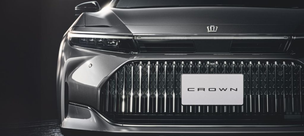 トヨタ クラウン