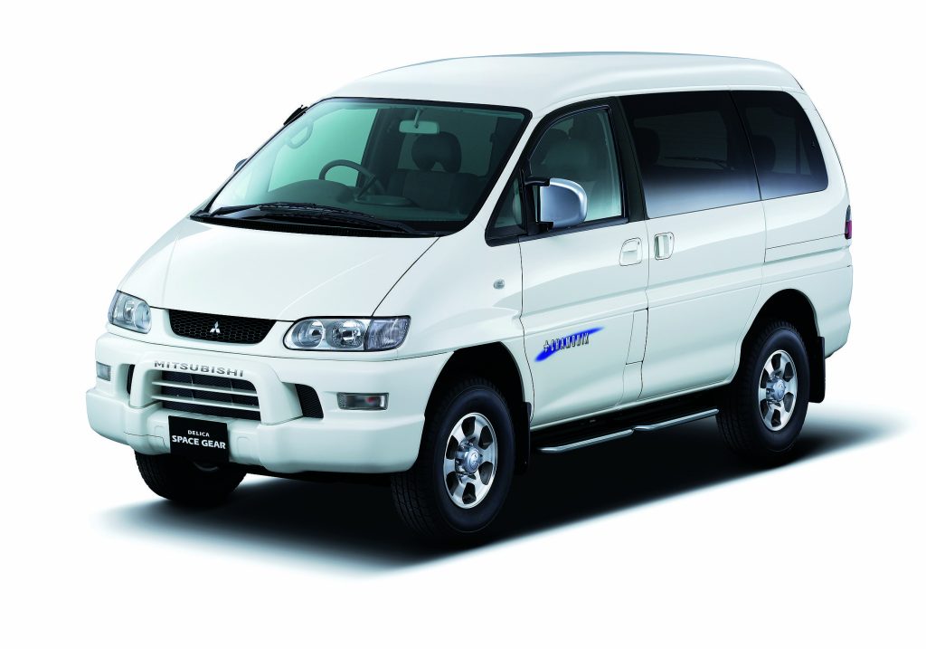 スライドドア suv おすすめ:三菱 デリカスペースギア(初代/1994年5月~2007年1月)