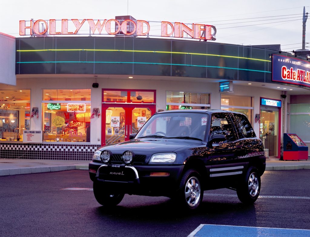 トヨタ RAV4