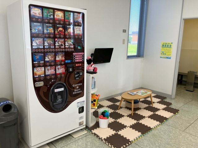 http://キッズ、カップ自販機